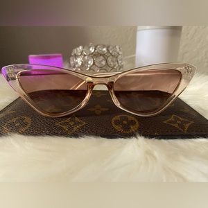 Retro Skinny Cat Eye Sunglasses in Light Brown
